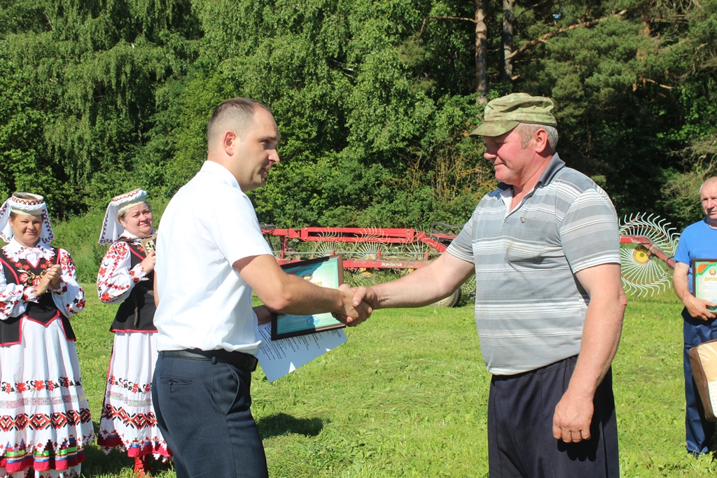 Зелёная жатва: лидеры района