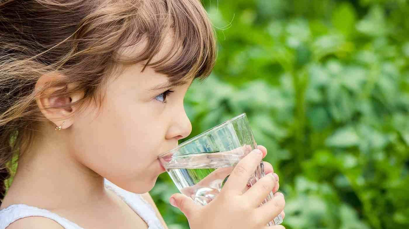 8 причин пить воду