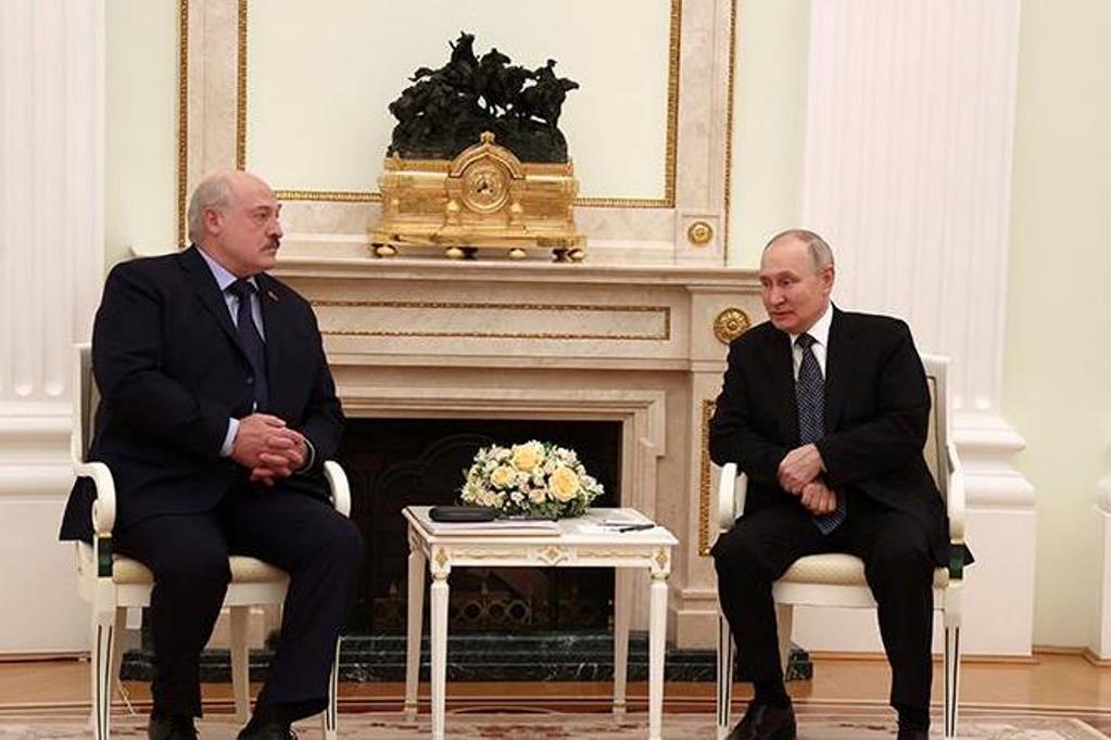 Александр Лукашенко на переговорах с Владимиром Путиным: мы все преодолеем, надо немного времени Александр Лукашенко на переговорах с Владимиром Путиным: мы все преодолеем, надо немного времени