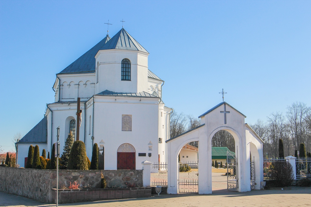 Ад усяго сэрца віншуем вернікаў з Пасхай!