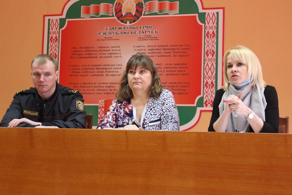 В рамках «Недели нулевого травматизма» мобильная группа Сморгонского райисполкома посетила УМСР 