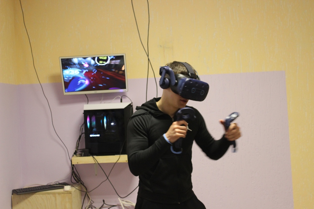 В Сморгони открылся клуб виртуальной реальности