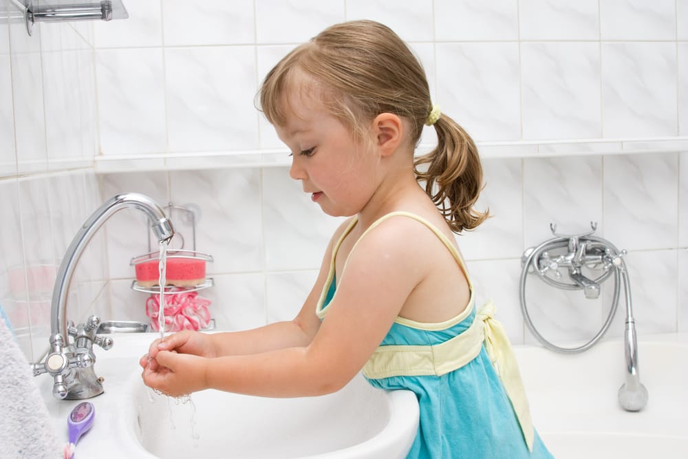 Ребенок и правильное мытье рук