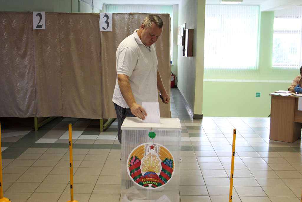 На избирательном участке №7 проходит активное голосование