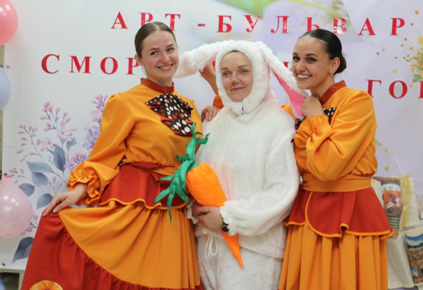 В атмосфере единства, истории и вкуса: районная библиотека устроила яркий праздник для детей