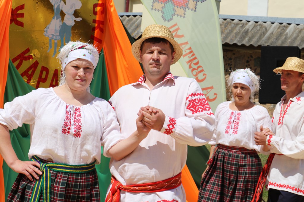 Танцуюць усе! Свята побытавых танцаў прайшло ў Жодзішках