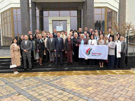 Председатель Белорусской партии «Белая Русь» Ольга Чемоданова встретилась с идеологическим активом Островецкого, Ошмянского и Сморгонского районов