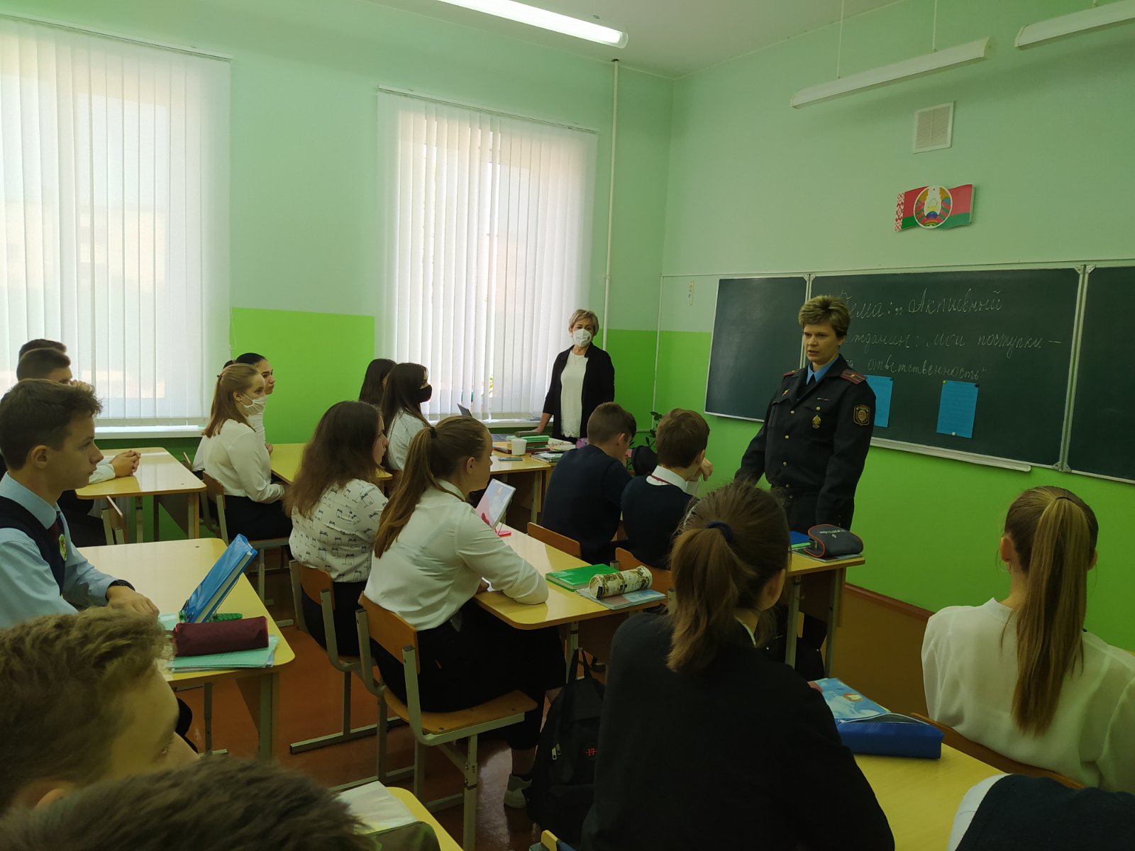 Работа сморгонь вакансии. Ученики блокадного Ленинграда. О блокадном Ленинграде для школьников. Школьники блокадного Ленинграда. Школьники в блокаду.