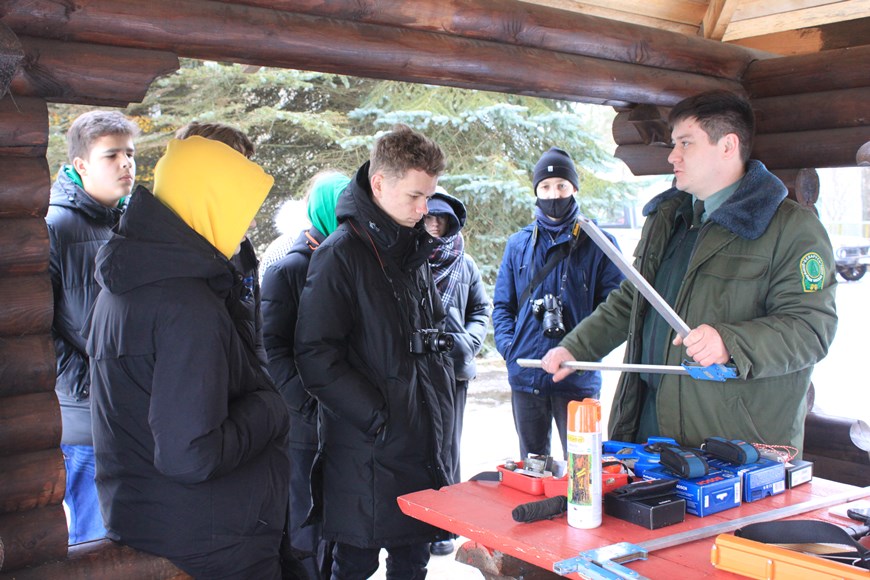 Члены школьного лесничества посетили объекты Сморгонского опытного лесхоза