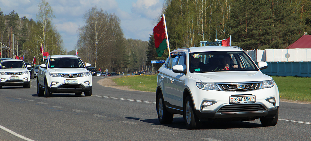 Автопробег «За единую Беларусь!» прошёл в Сморгони (+Видео)