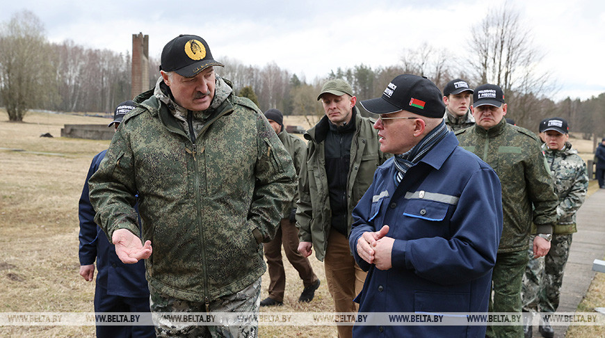 "Начинать надо немедленно". Александр Лукашенко поручил построить новый музей в "Хатыни" к 80-летию трагедии