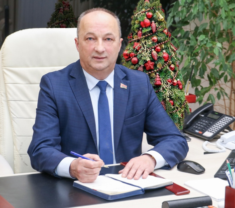 Дарагія сябры! Віншую вас з надыходзячым  Новым, 2025 годам!
