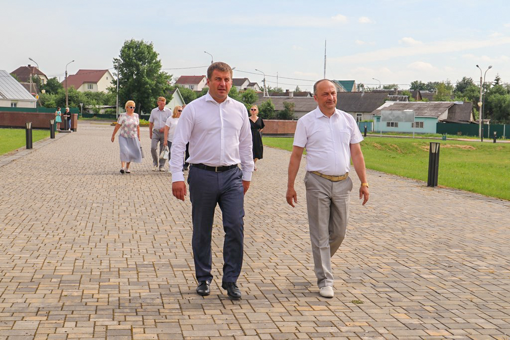 Пути к сотрудничеству городов-побратимов: делегация Гусева посещает Сморгонь