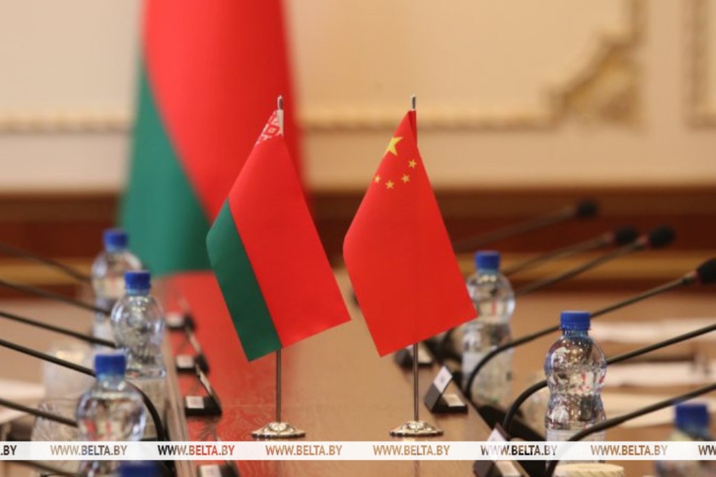 МИД КНР: будучи всепогодным стратегическим партнером Беларуси, Китай уважает выбор белорусского народа