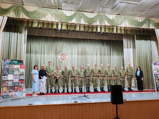 Служить и помнить