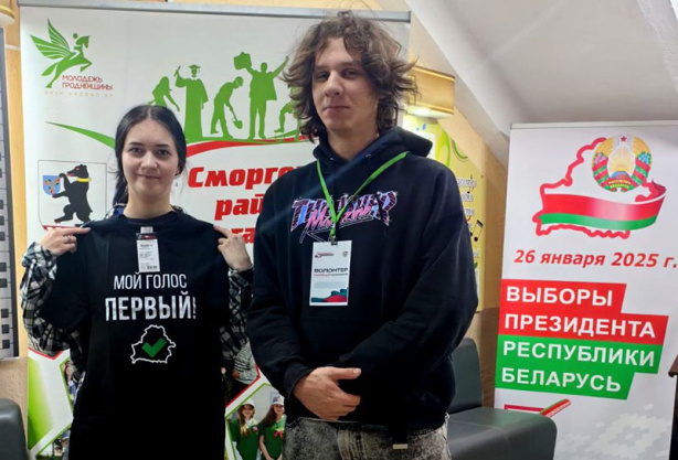 Сопровождают и подсказывают. Волонтёры отряда «Доброе сердце» оказывают помощь избирателям