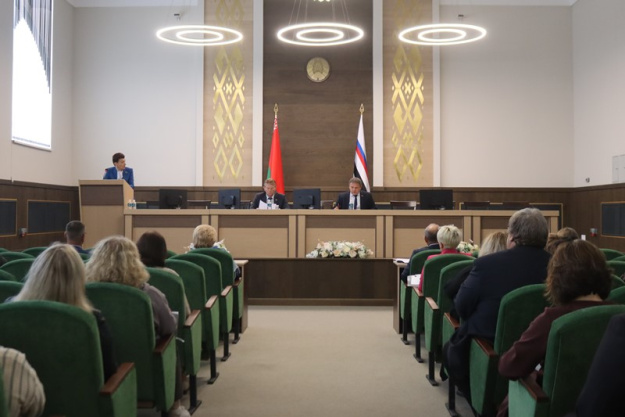 На заседании районного исполнительного комитета рассмотрели вопрос об организации питания учащихся