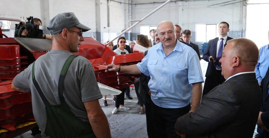 Социальный аспект - Александр Лукашенко объяснил, почему в стране поддерживают сельхозпредприятия и кооперативы