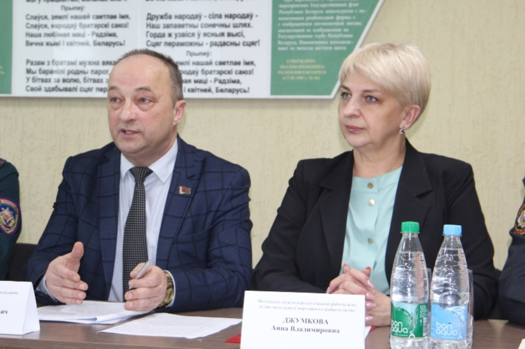 На встрече в райотделе МЧС Геннадий Хоружик говорил об избирательной кампании
