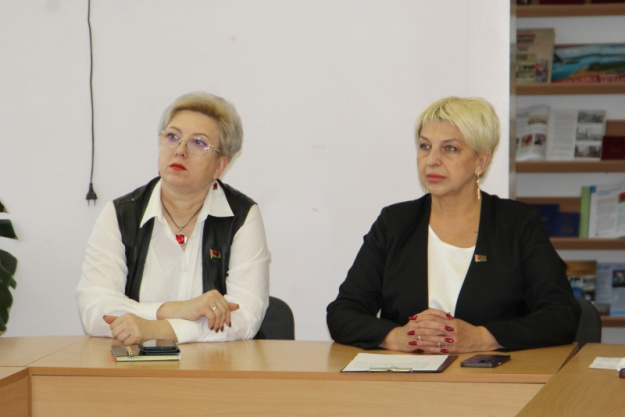 В Сморгони накануне праздника прошел диалог поколений