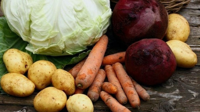  О контроле за наличием в торговых объектах плодоовощной продукции по доступным ценам