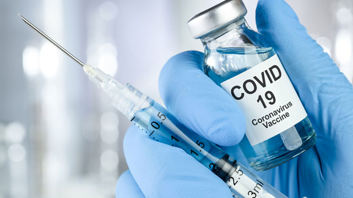 Вакцинация против COVID-19 продолжается