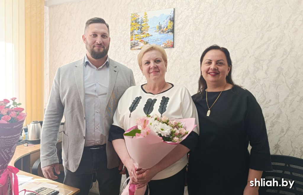 Поздравление директора.jpg