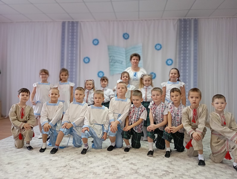 Выхаванцы старэйшай группы №13.jpg