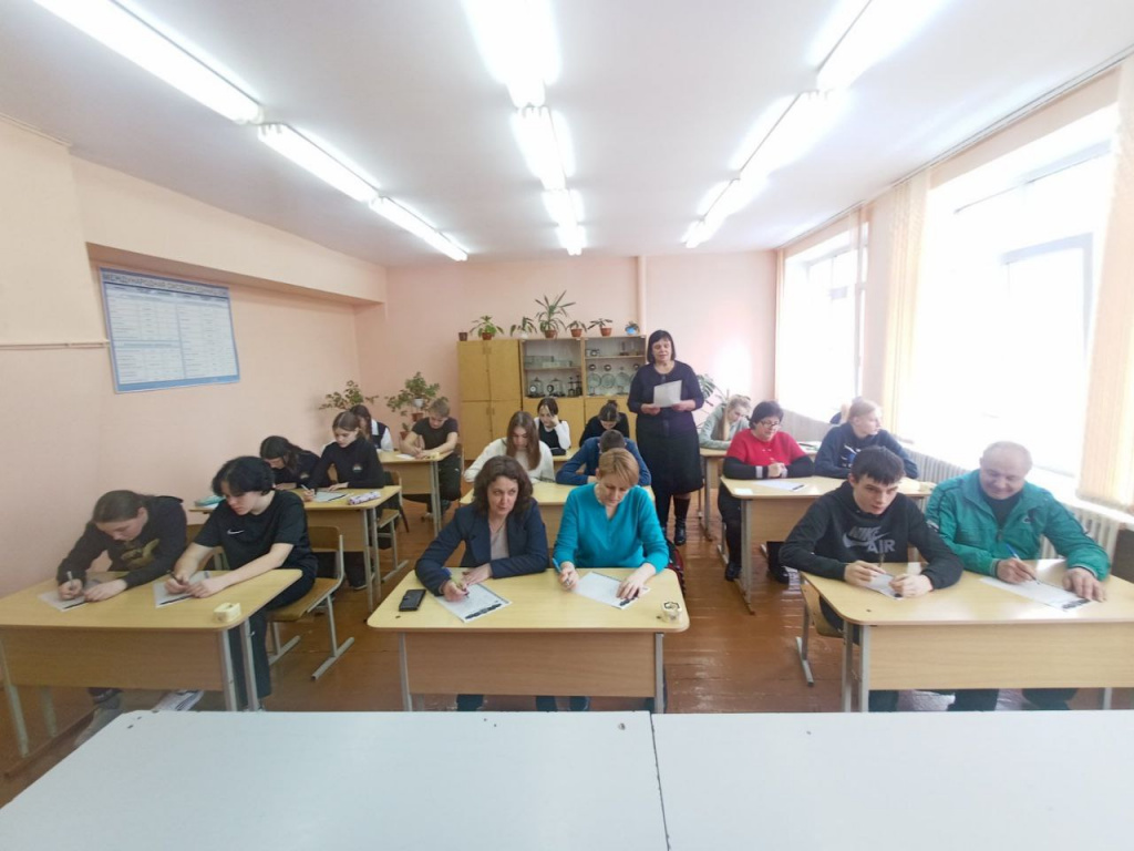 2.jpg 2.jpg