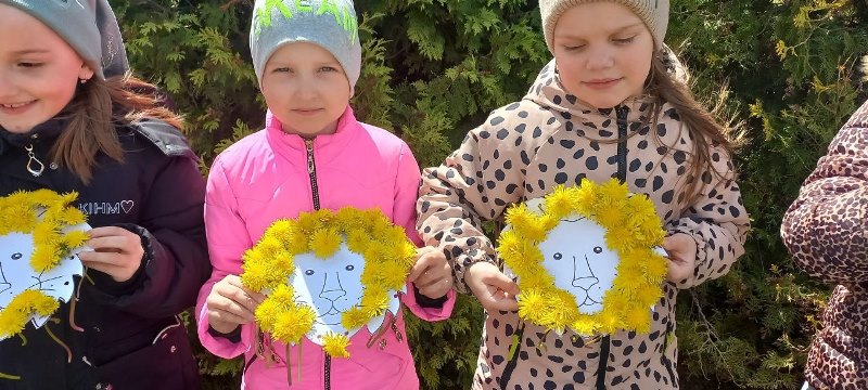 Веселые львята из одуванчиков..JPG