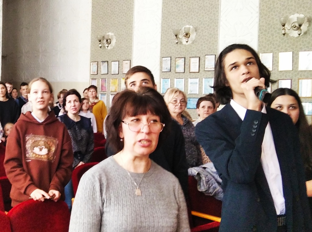 Исполнение знаковой песни «День Победы».jpg