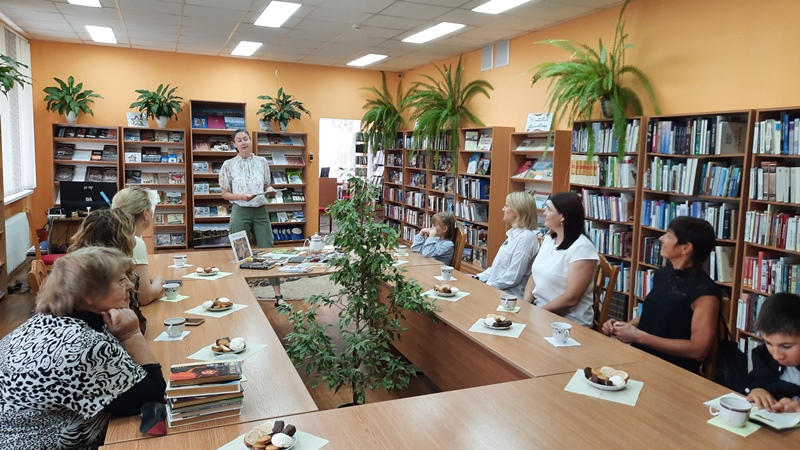 гутарка “Чытанне з густам шакаладу” .jpg
