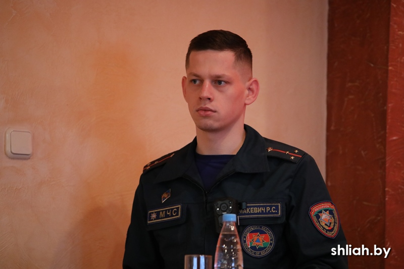 2Z3A0834.JPG