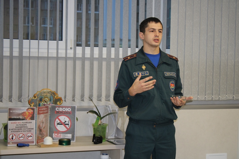 Заместитель начальника Сморгонского районного отдела по чрезвычайным ситуациям Валерий Иванович Хвасько.JPG
