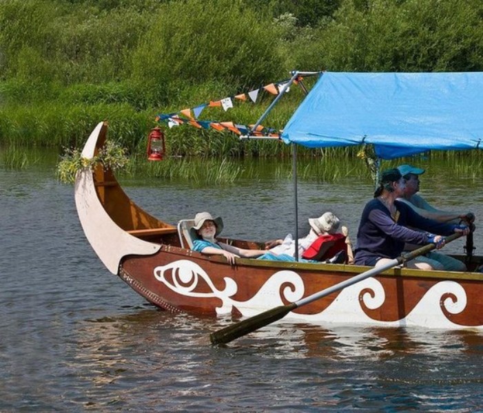 вялес.jpg