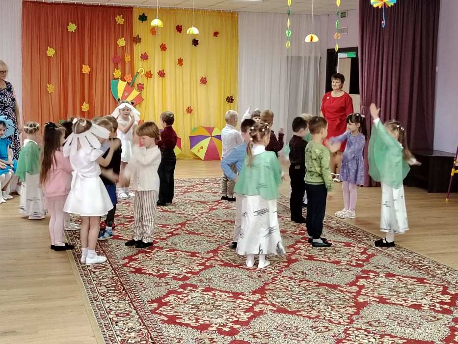 Танец Весёлая полечка.jpg