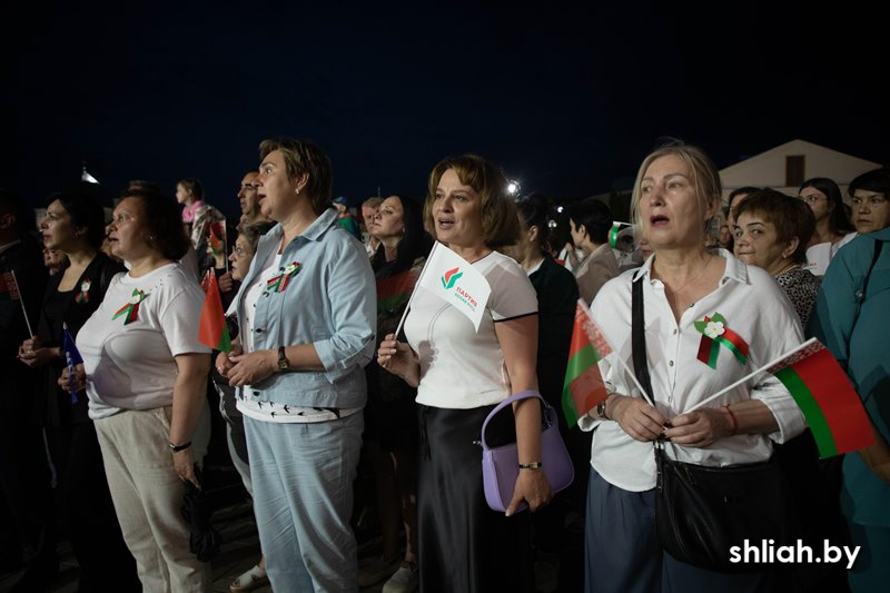 2Z3A8968.jpg