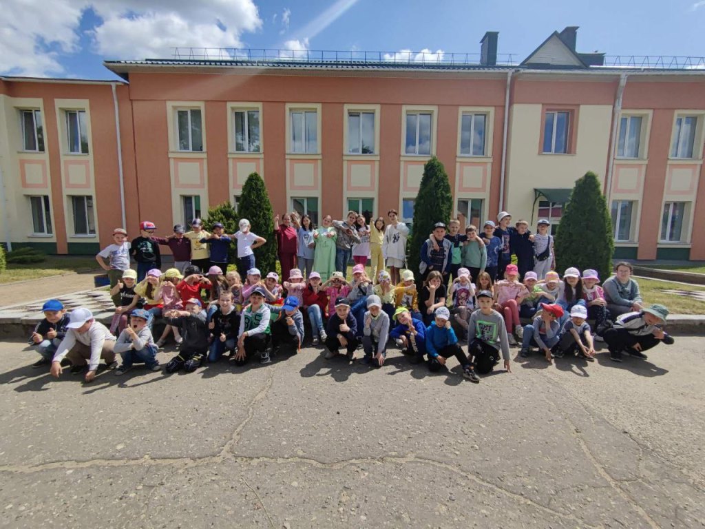 Весёлые пассажиры Летнего экспресс.jpg
