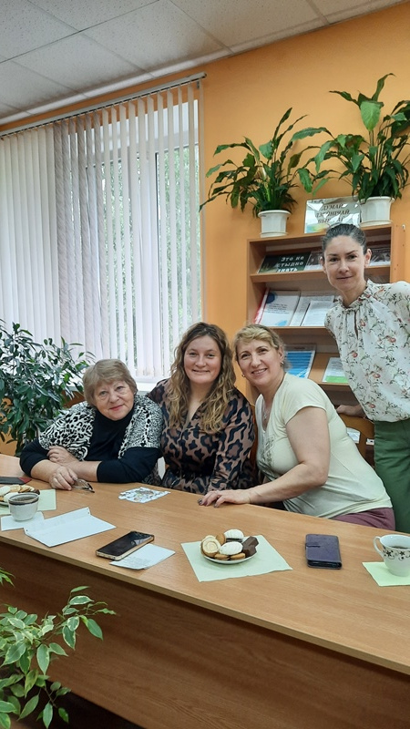 ўдзельнікі  аматарскага аб’яднання “Сямейны ачаг”.jpg